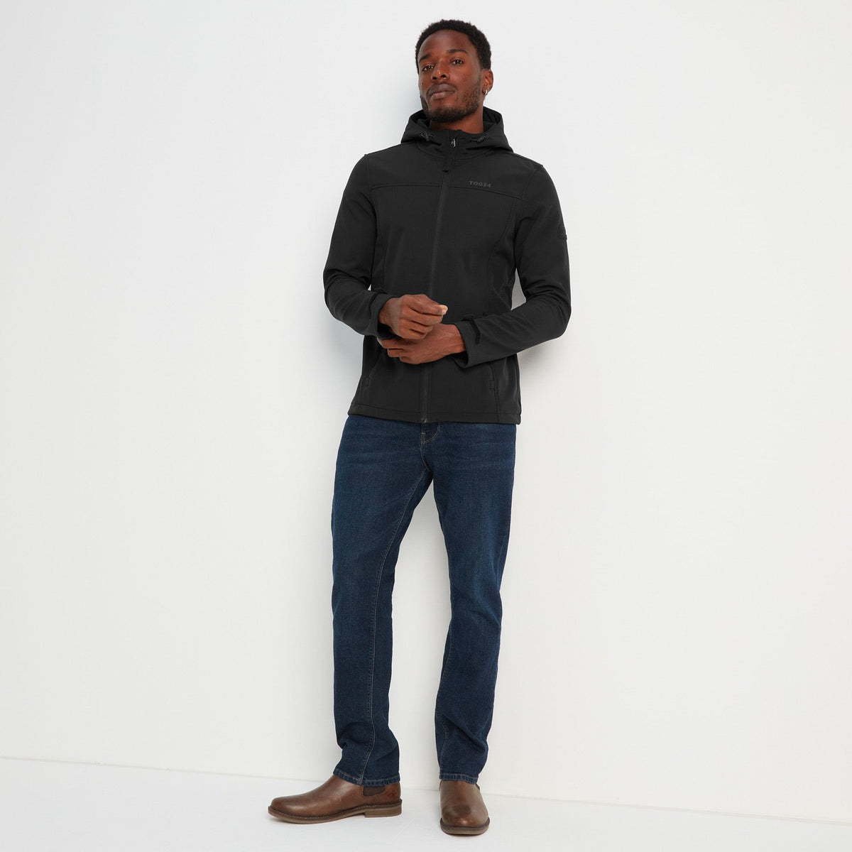 Feizor Mens Shower Resistant Softshell Hooded Jacket - Black